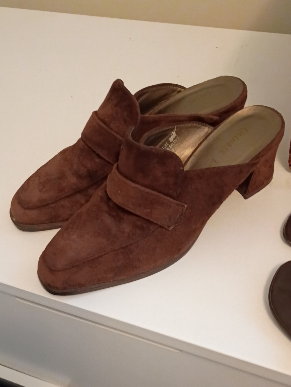 Chinese Laundry Chestnut Suede Mid Block Heel Mules